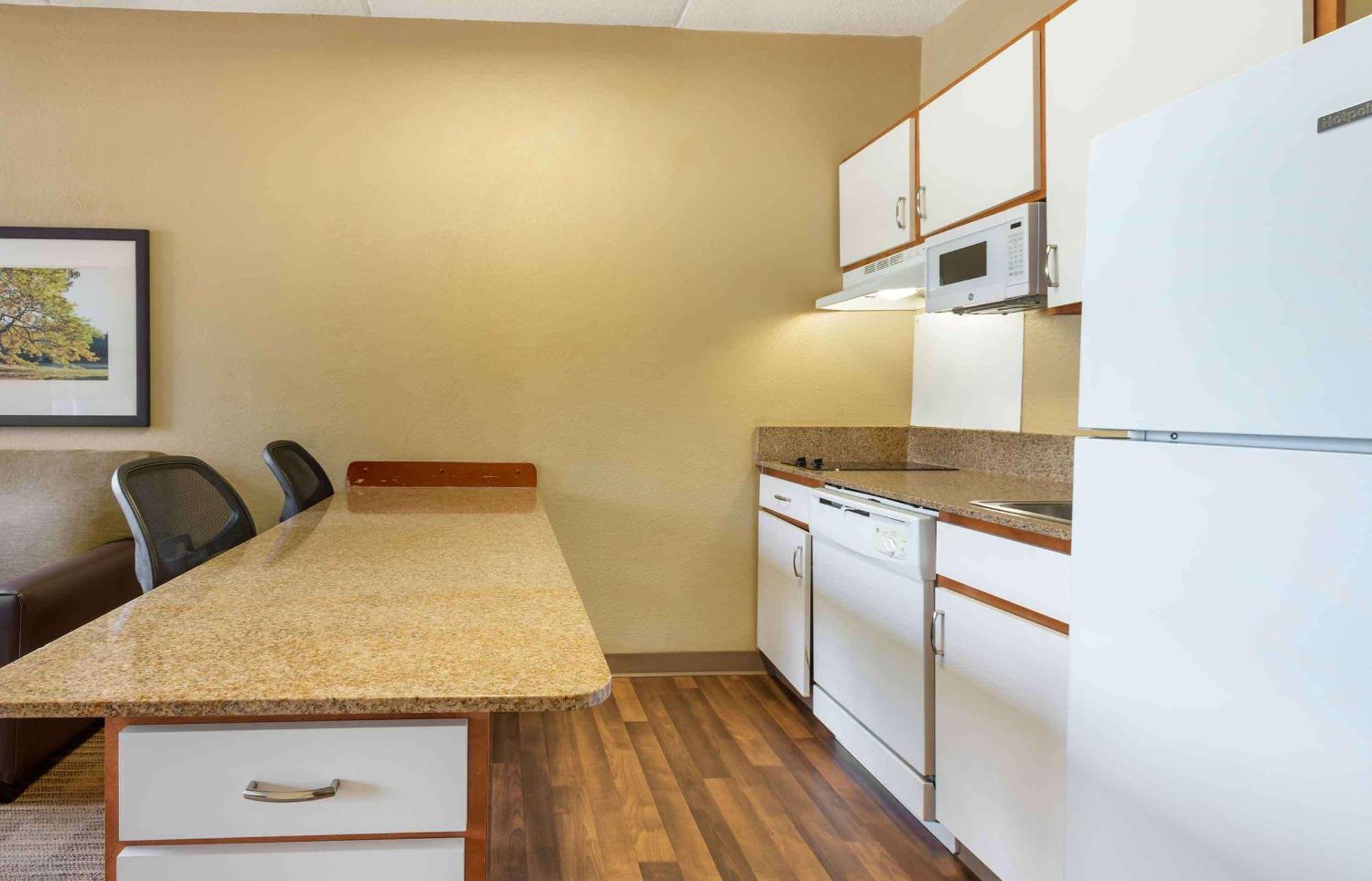 Extended Stay America Suites - Secaucus - New York City Area Exterior photo