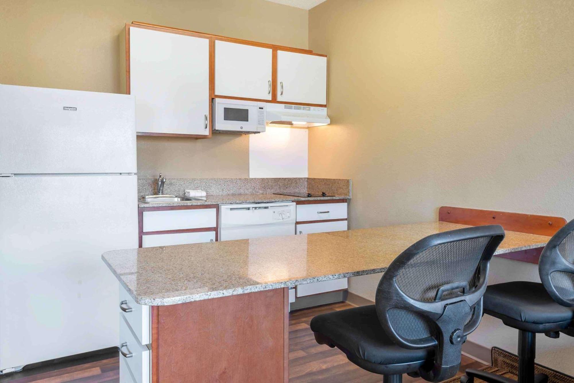 Extended Stay America Suites - Secaucus - New York City Area Exterior photo